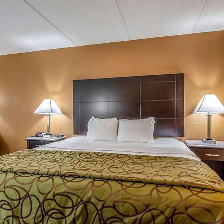Quality Inn Tully I-81 Екстериор снимка