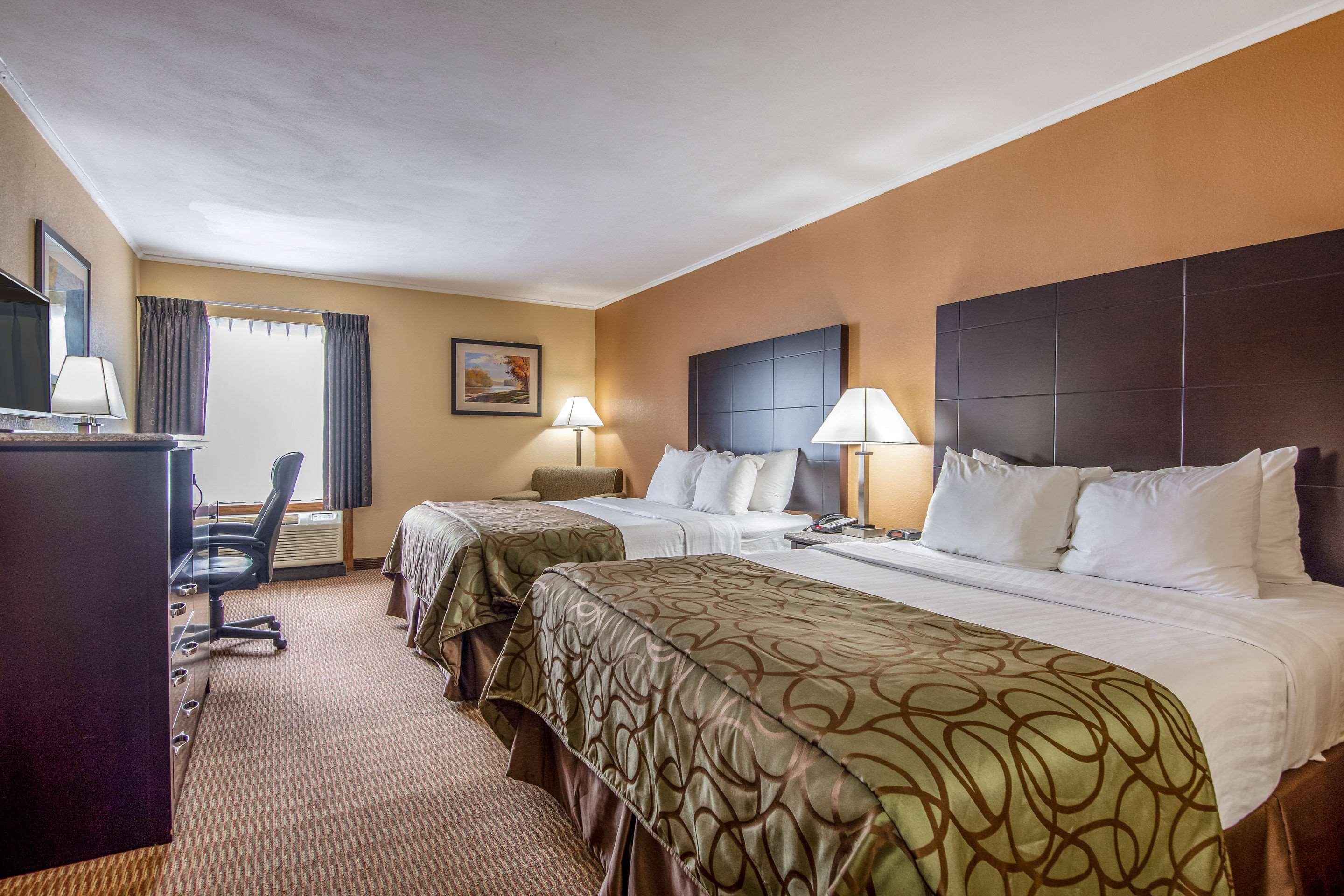 Quality Inn Tully I-81 Екстериор снимка