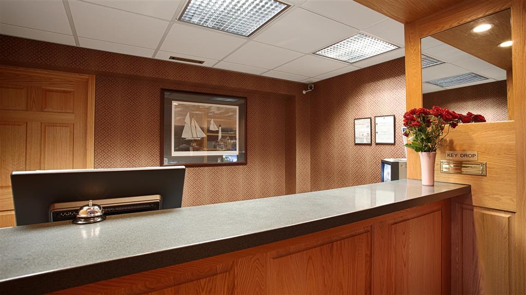 Quality Inn Tully I-81 Екстериор снимка